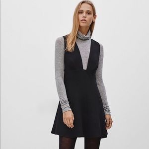 Wilfred Montburn Black V neck dress